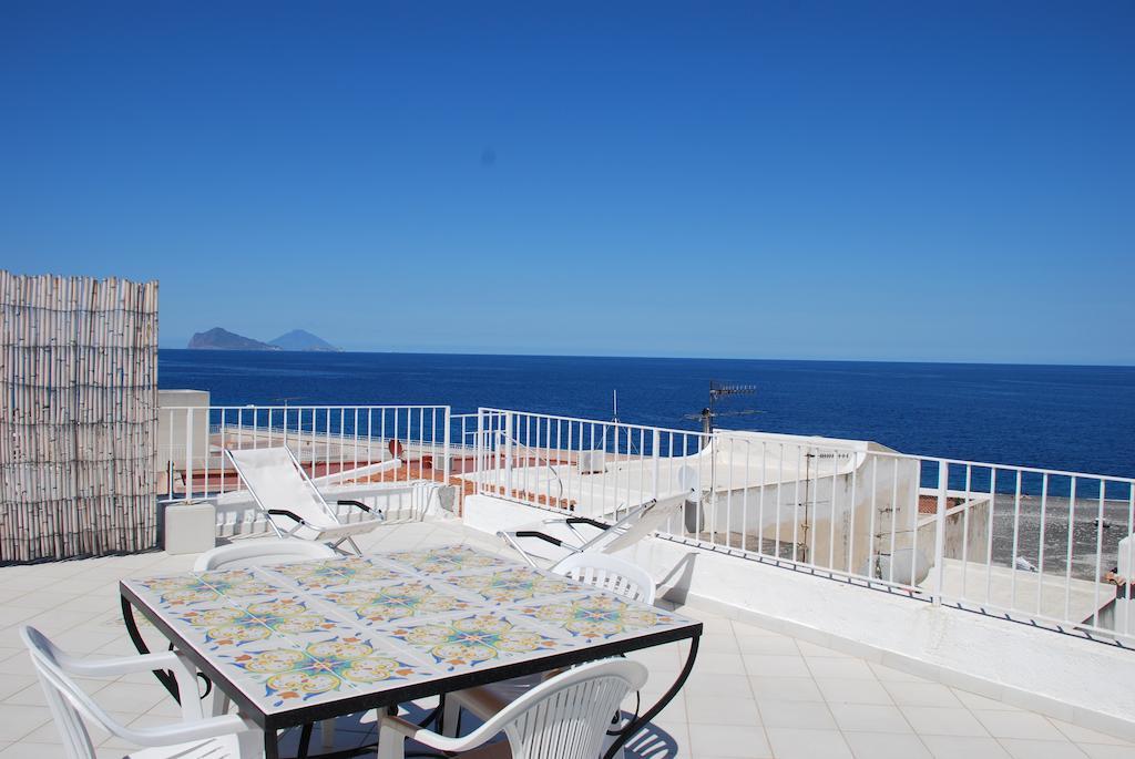 Vulcanoconsult Appartamenti Spiaggia Lipari  Cameră foto