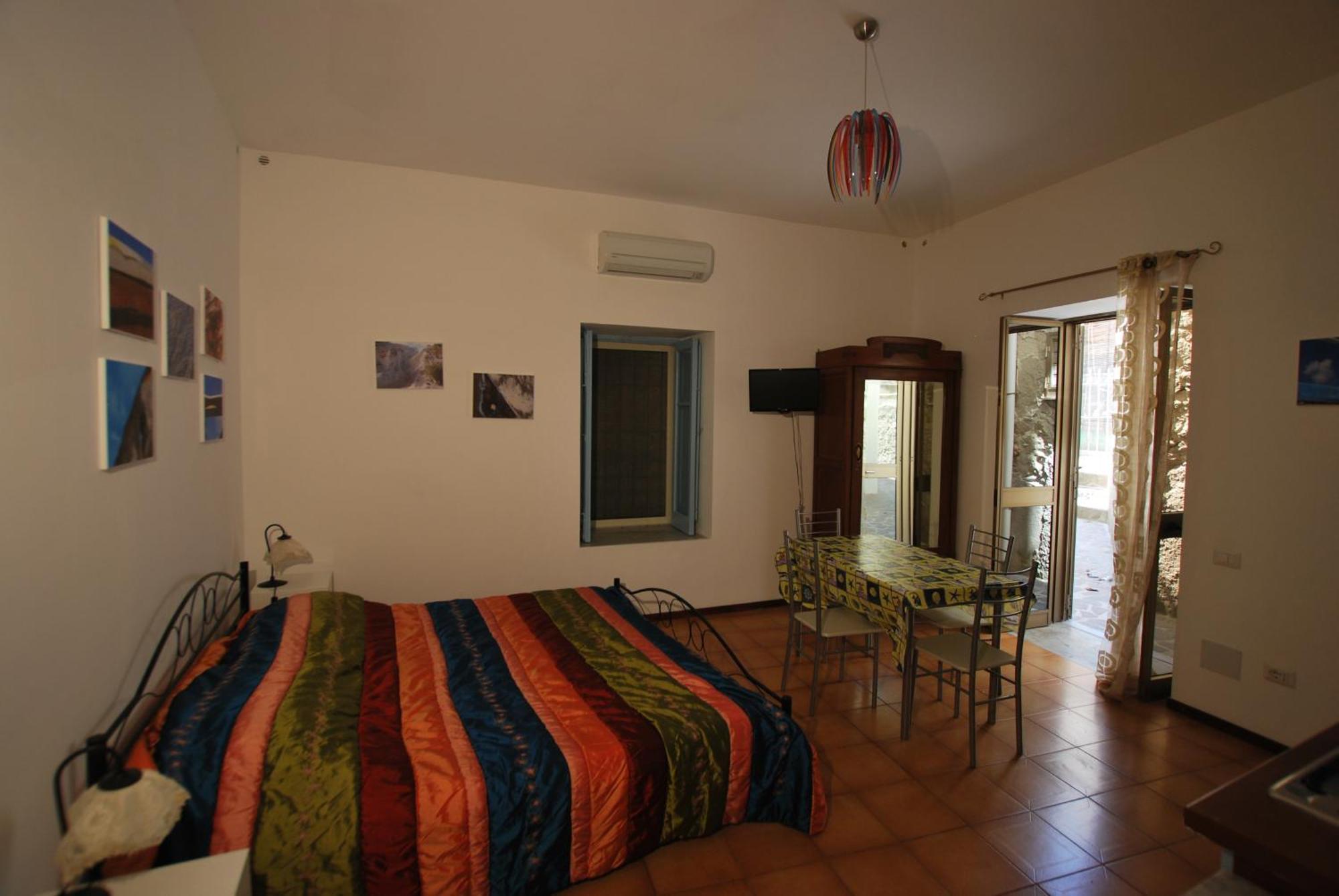 Vulcanoconsult Appartamenti Spiaggia Lipari  Cameră foto